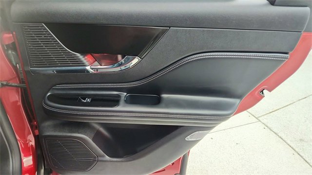 Used 2022 Lincoln Corsair AWD w/ Premium Package image 27