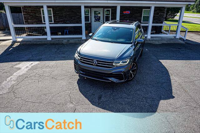 Used 2022 Volkswagen Tiguan SEL R-Line AWD/4WD image 3