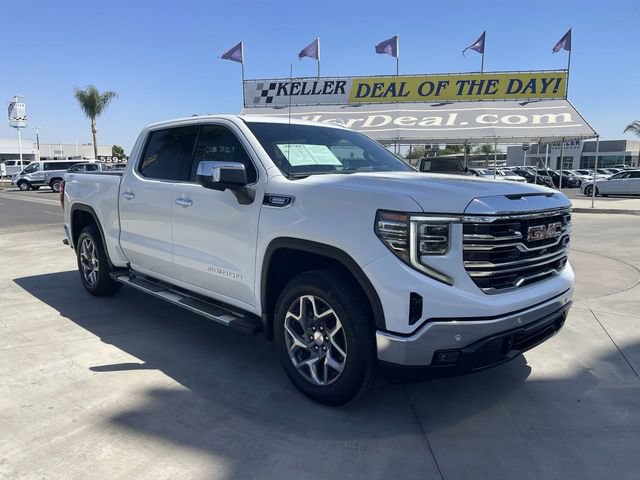 Used 2022 GMC Sierra 1500 SLT w/ SLT Premium Plus Package AWD/4WD image 2