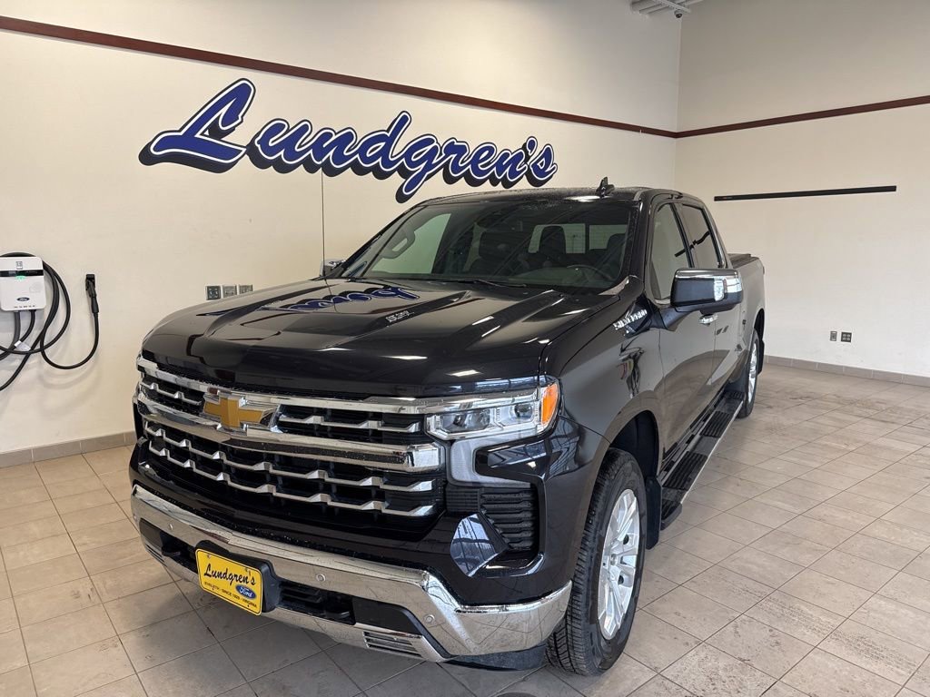 Used 2024 Chevrolet Silverado 1500 LTZ w/ LTZ Premium Package image 1