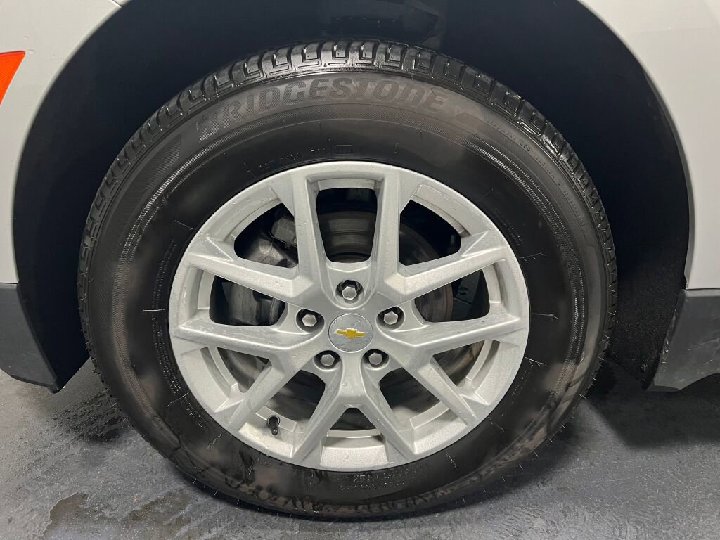 Used 2022 Chevrolet Equinox LT image 16
