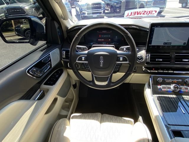 Used 2023 Lincoln Navigator Black Label AWD/4WD image 28