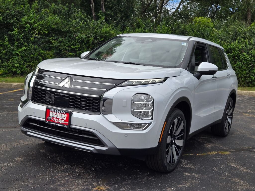 New 2026 Mitsubishi Outlander SE AWD/4WD image 3