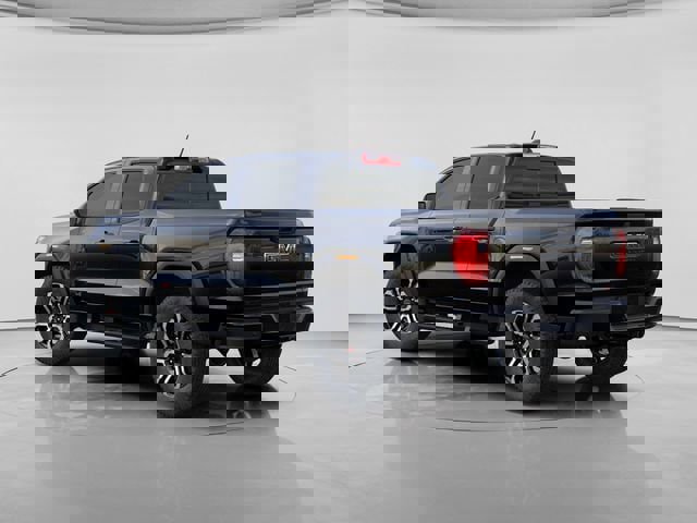 New 2026 GMC Canyon AT4 image 3