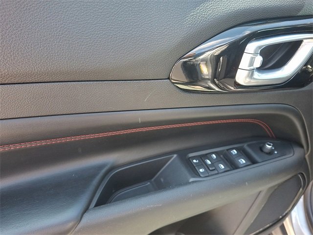 Used 2022 Jeep Compass Trailhawk image 11