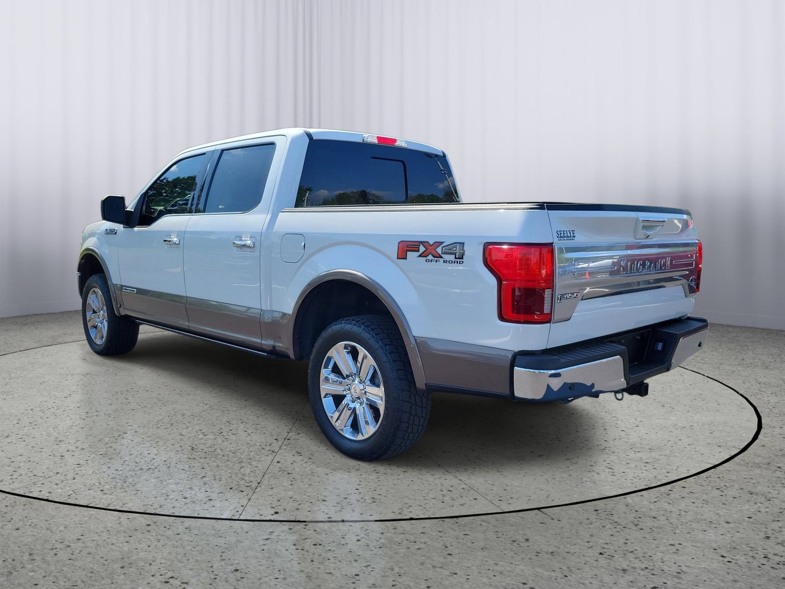 Used 2018 Ford F150 King Ranch w/ Equipment Group 601A Luxury AWD/4WD image 4