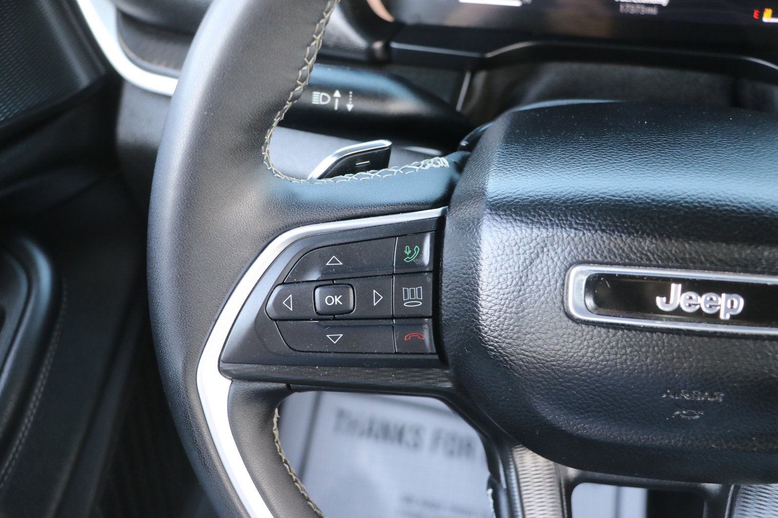 Used 2024 Jeep Grand Cherokee Altitude AWD/4WD image 18