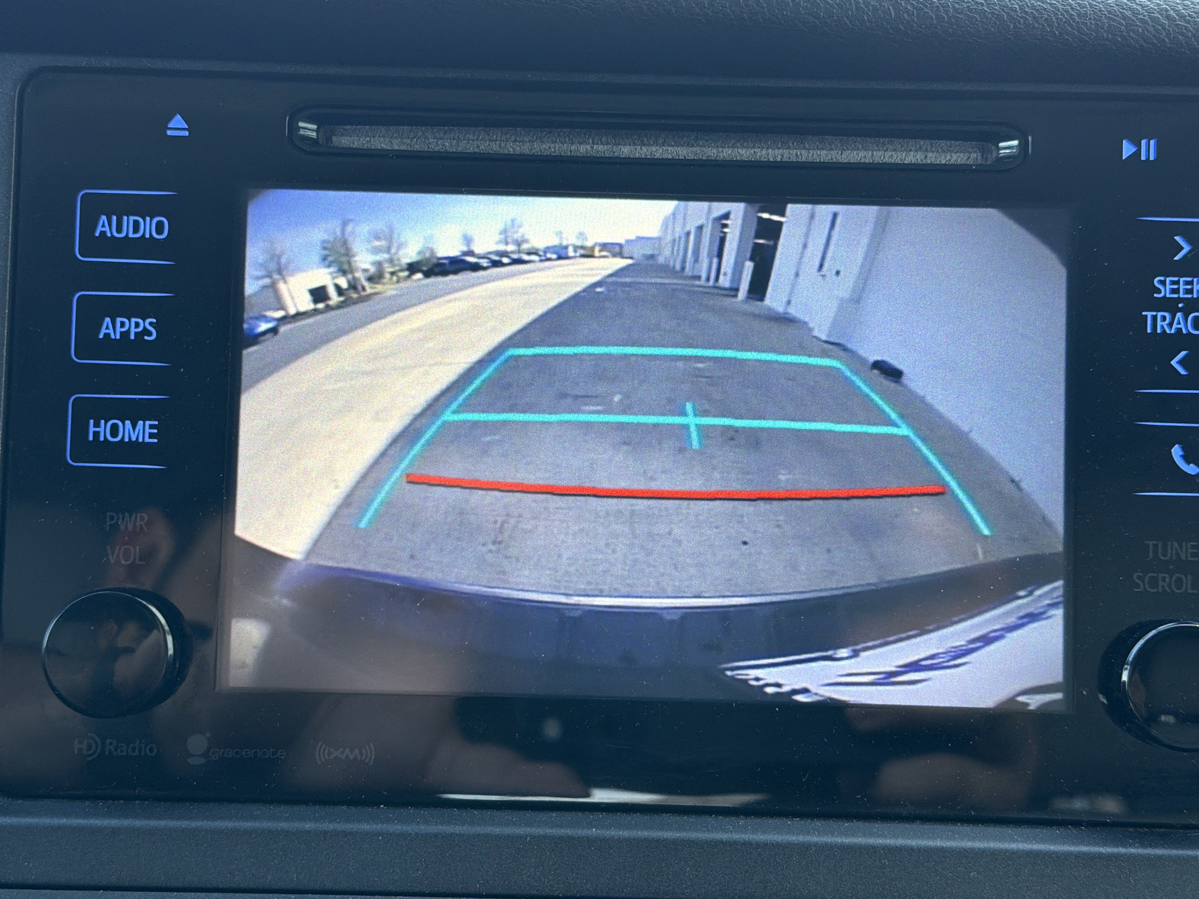 Used 2017 Toyota Sienna XLE image 14