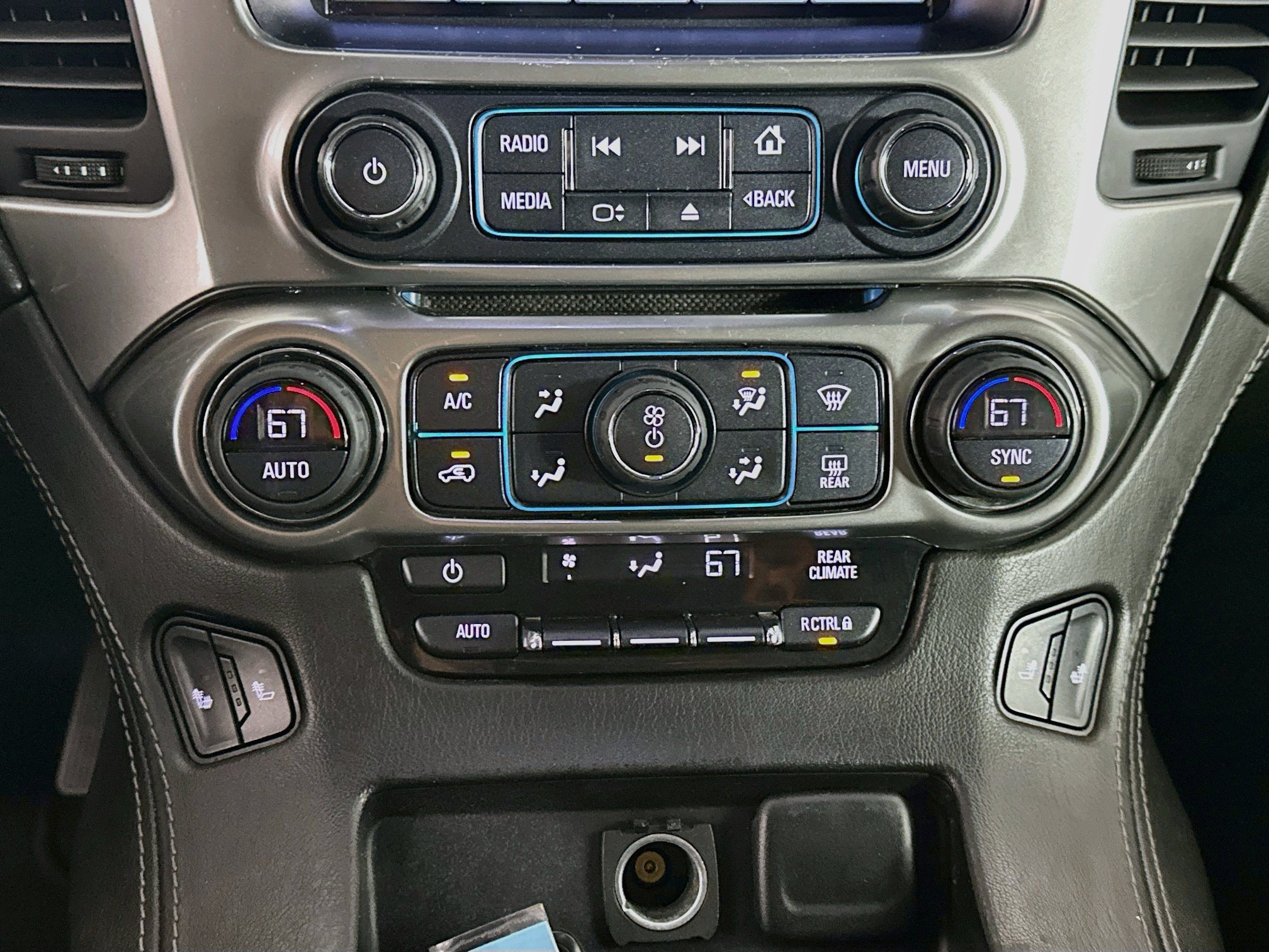 Used 2019 Chevrolet Tahoe LT AWD/4WD image 23