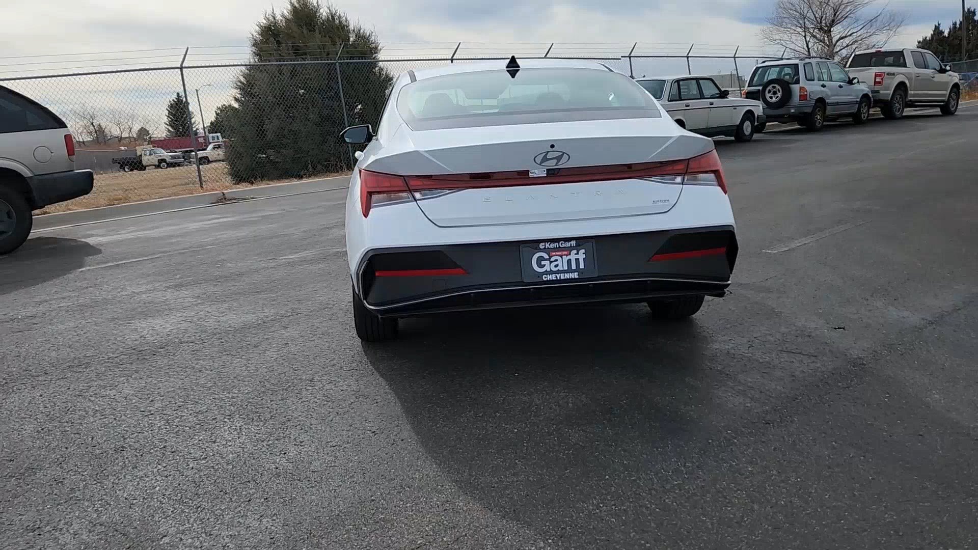 New 2026 Hyundai Elantra Blue image 3