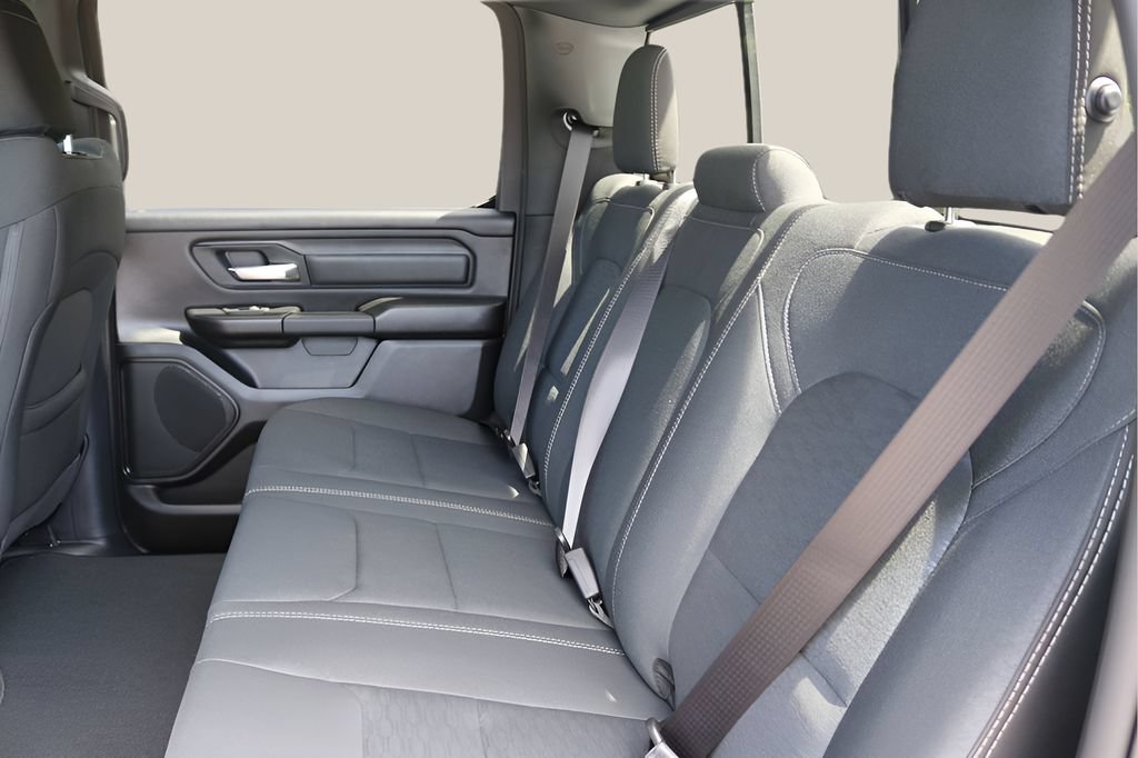 New 2026 RAM 1500 Express AWD/4WD image 15