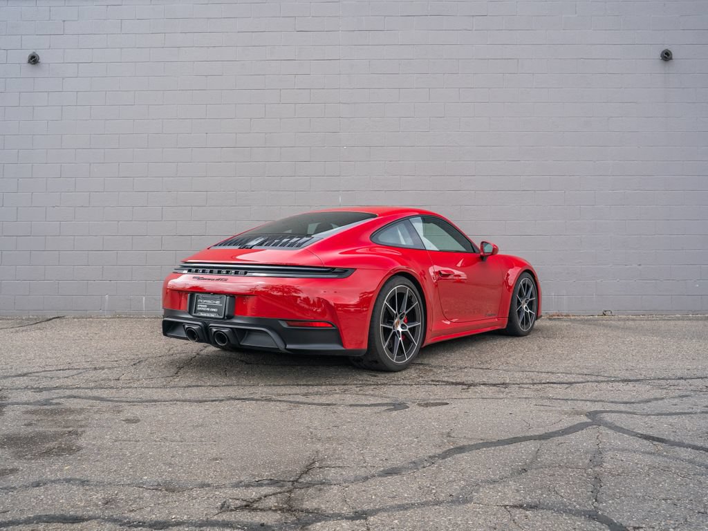 Used 2025 Porsche 911 GTS image 7