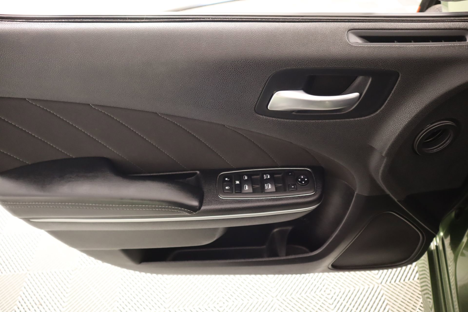 Used 2022 Dodge Charger R/T image 14