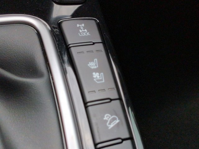 Used 2024 Kia Seltos SX w/ SX Sunroof Package AWD/4WD image 25