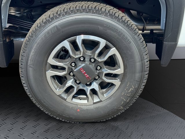 New 2026 GMC Sierra 2500 SLE image 29