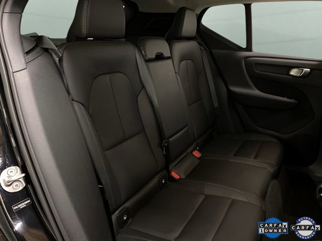 Used 2025 Volvo XC40 B5 Plus image 70