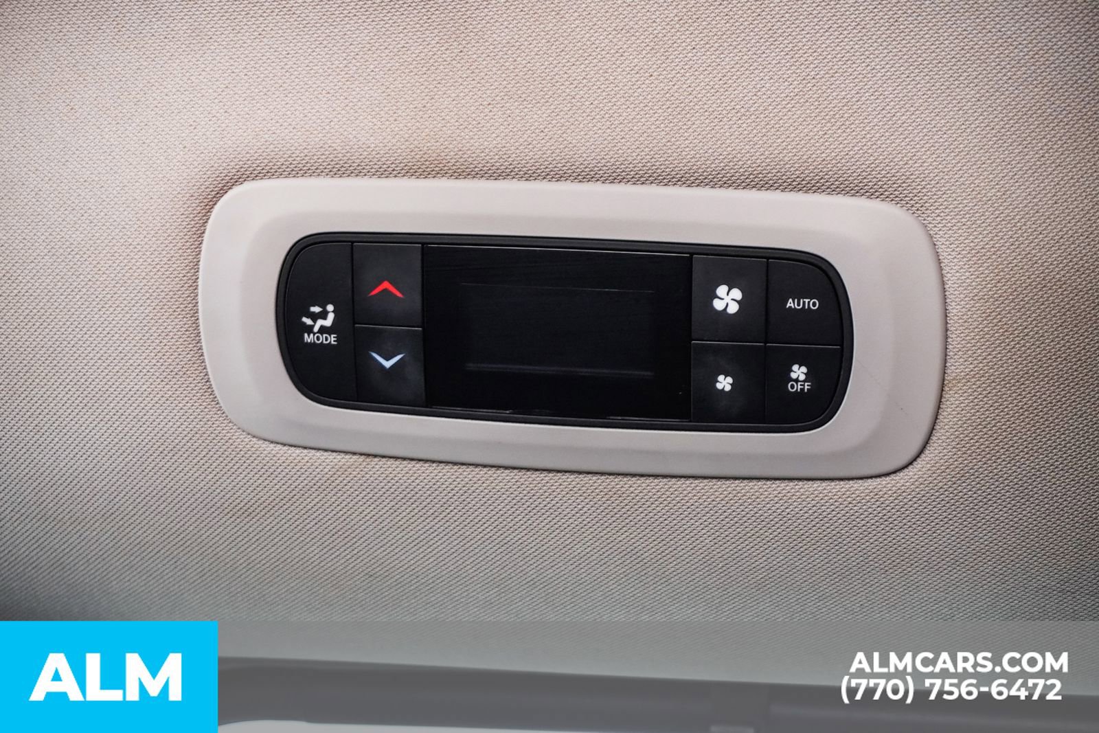 Used 2023 Chrysler Pacifica Touring-L image 55