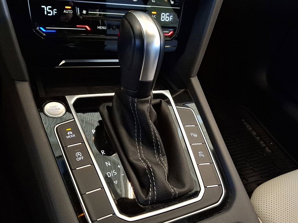 Used 2023 Volkswagen Arteon SEL Premium image 17