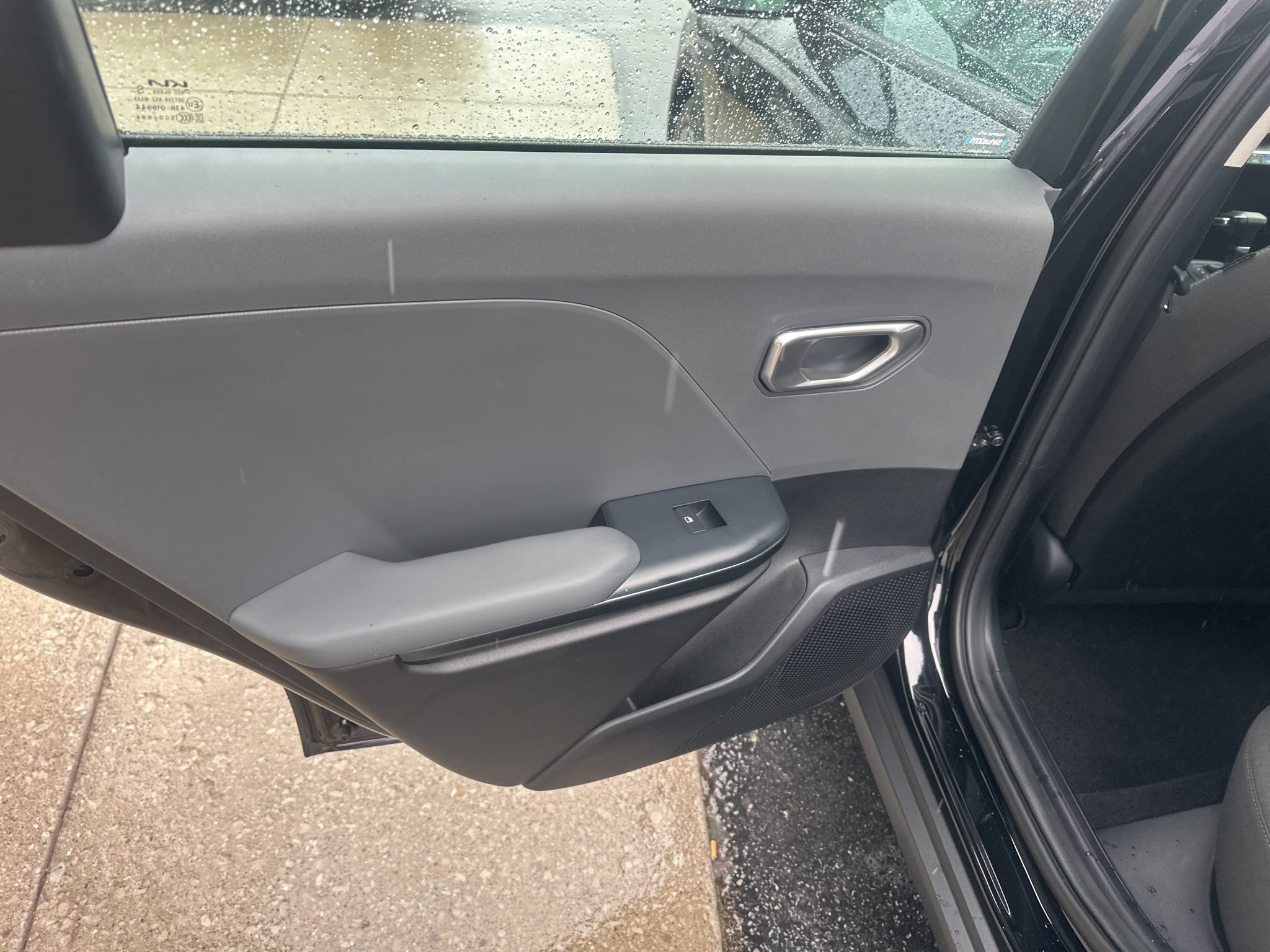 Used 2025 Kia K4 FWD image 15