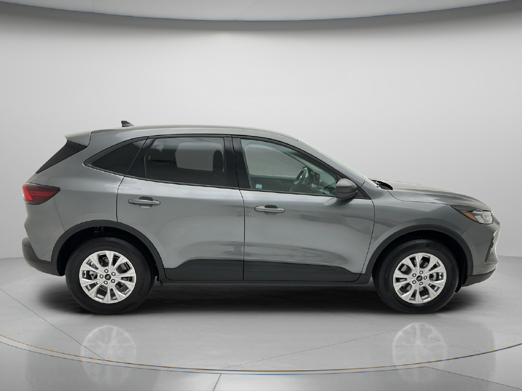 Used 2025 Ford Escape Active AWD/4WD image 6
