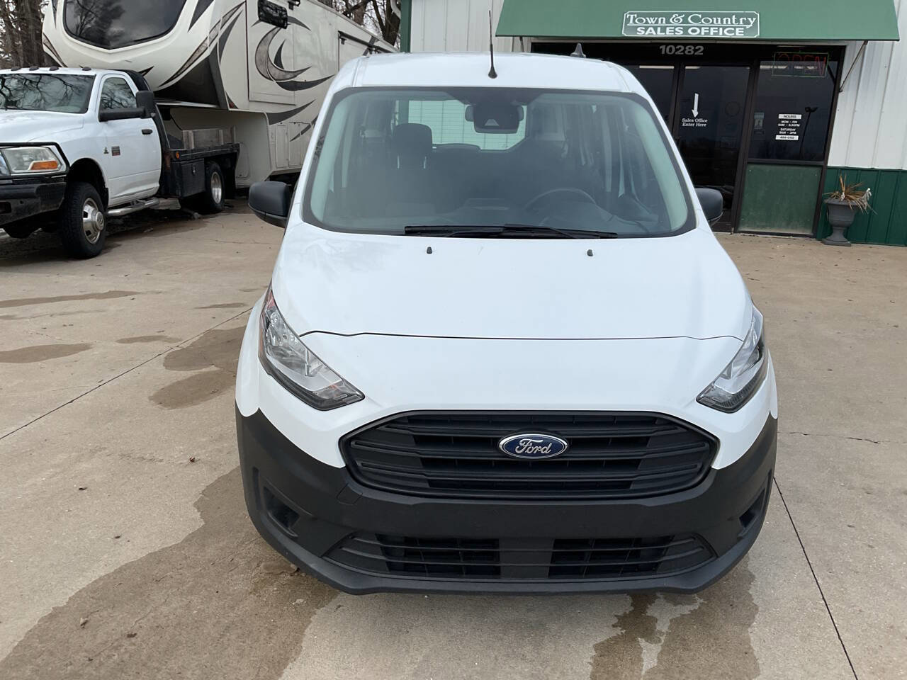 Used 2021 Ford Transit Connect XL image 4