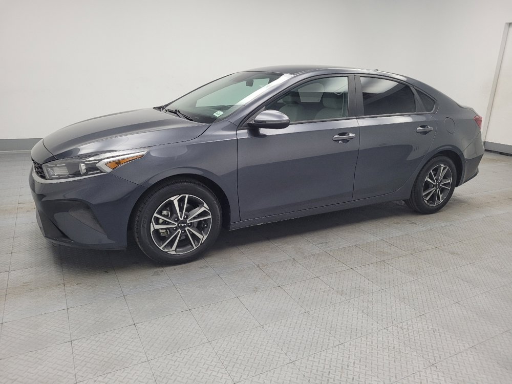Used 2023 Kia Forte LXS w/ LXS Technology Package image 2