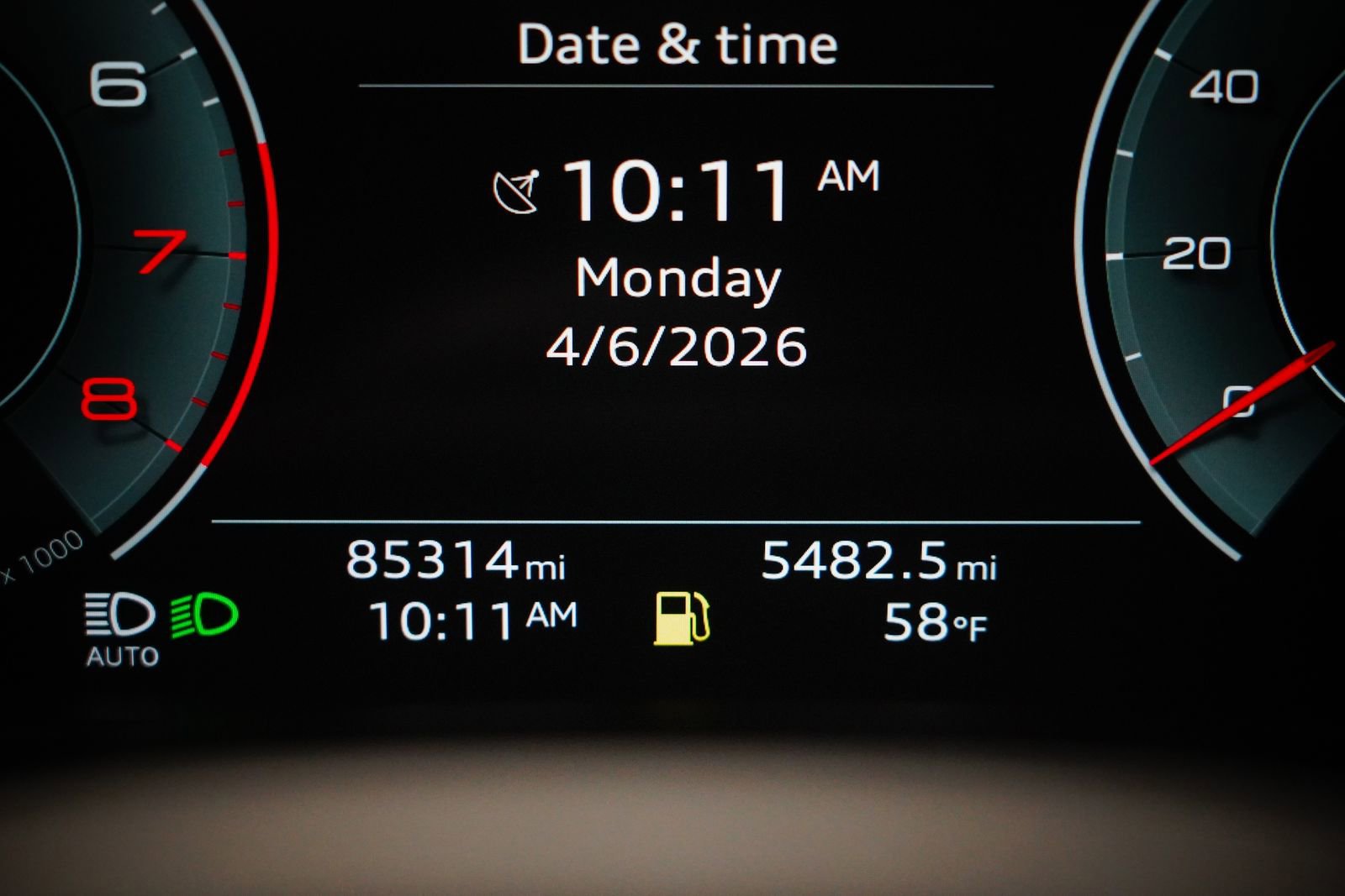 Used 2021 Audi Q8 Premium Plus image 19