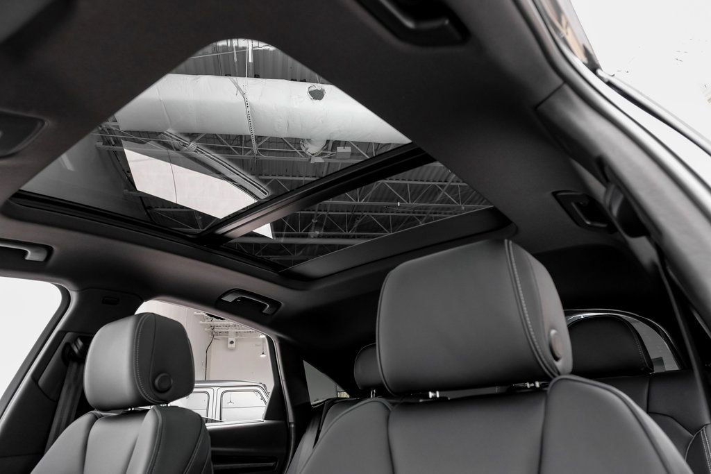 Used 2022 Audi SQ5 Prestige image 7