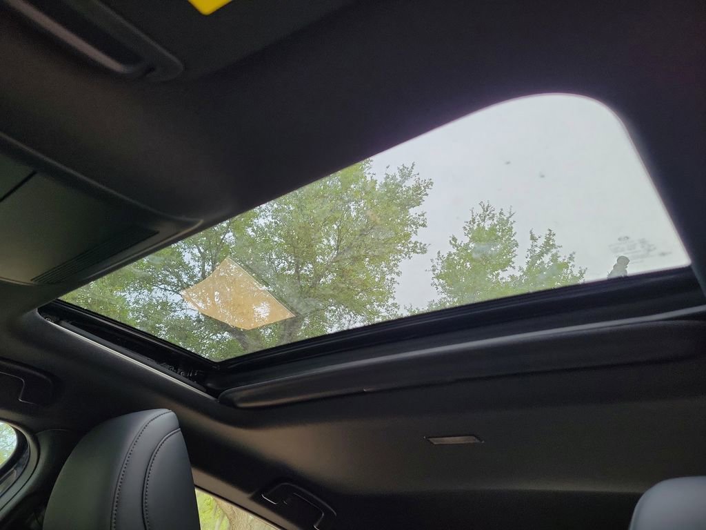 New 2026 MAZDA MAZDA3 Hatchback w/Premium Plus Pkg image 35