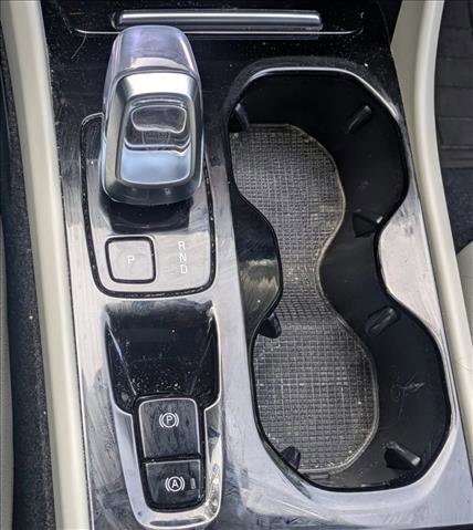 Used 2024 Volvo XC40 B5 Plus w/ Protection Package Premier image 13