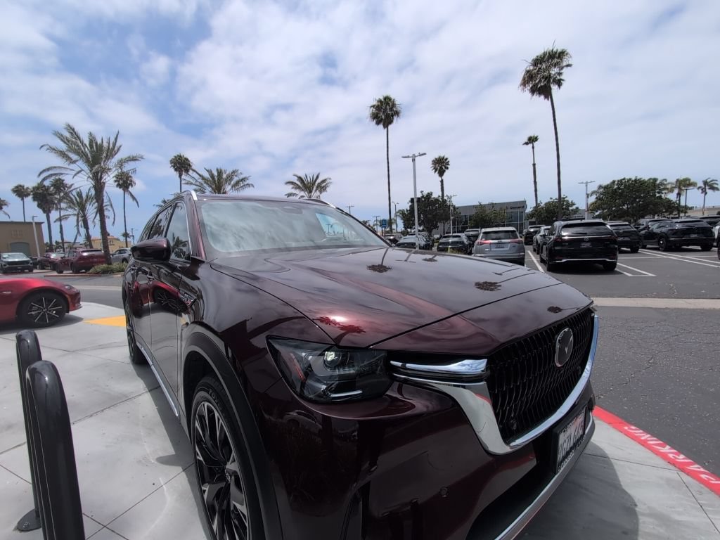 Used 2024 MAZDA CX-90 Plug-In Hybrid w/ Premium Plus AWD/4WD image 28
