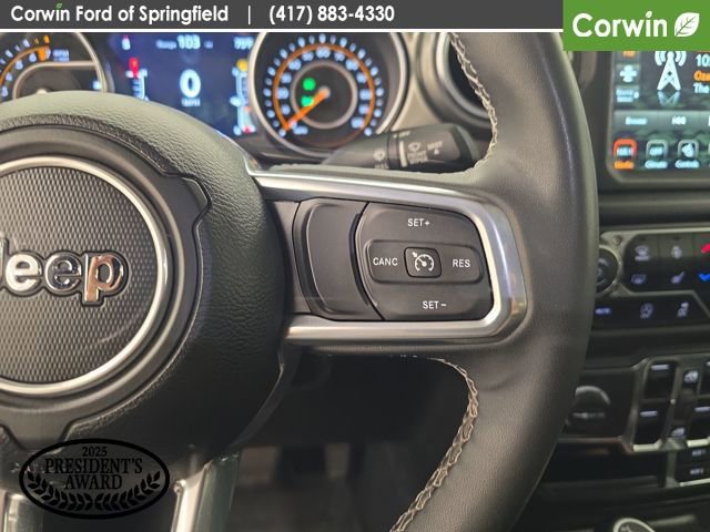 Used 2023 Jeep Gladiator Overland w/ Cold Weather Group image 32