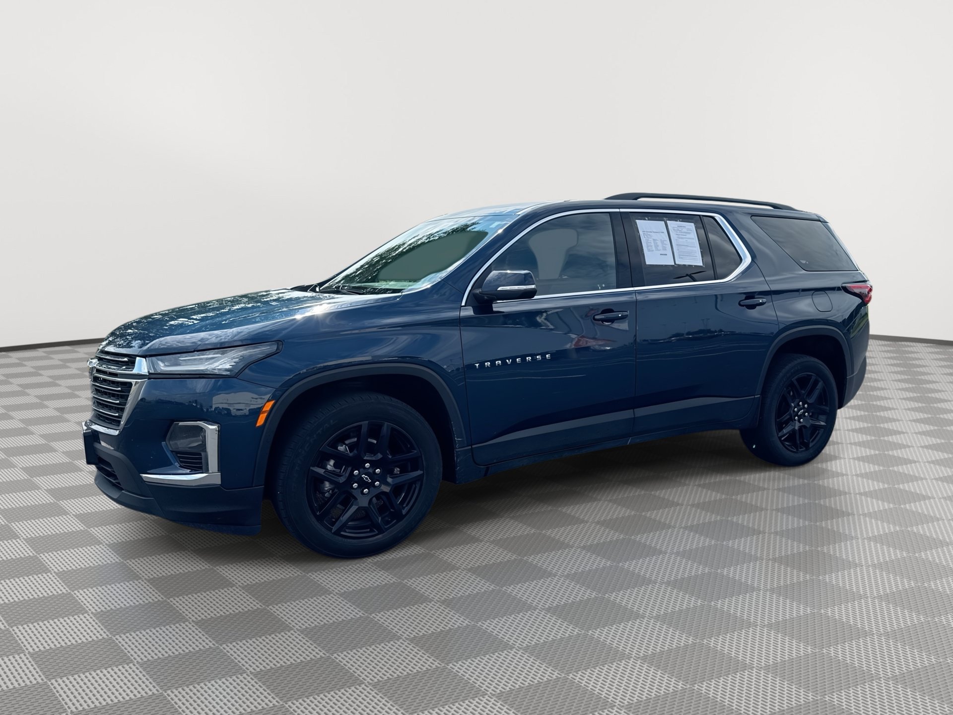 Used 2023 Chevrolet Traverse LT FWD video 1