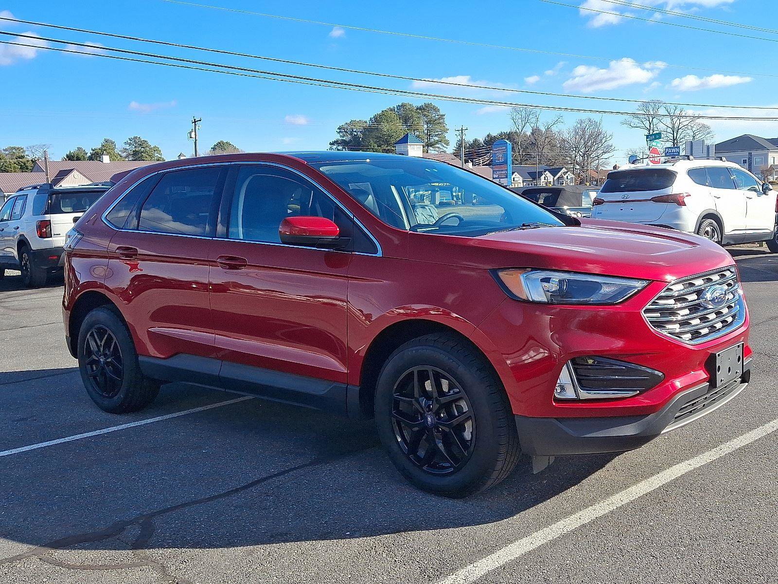 Used 2022 Ford Edge SEL w/ Convenience Package image 3