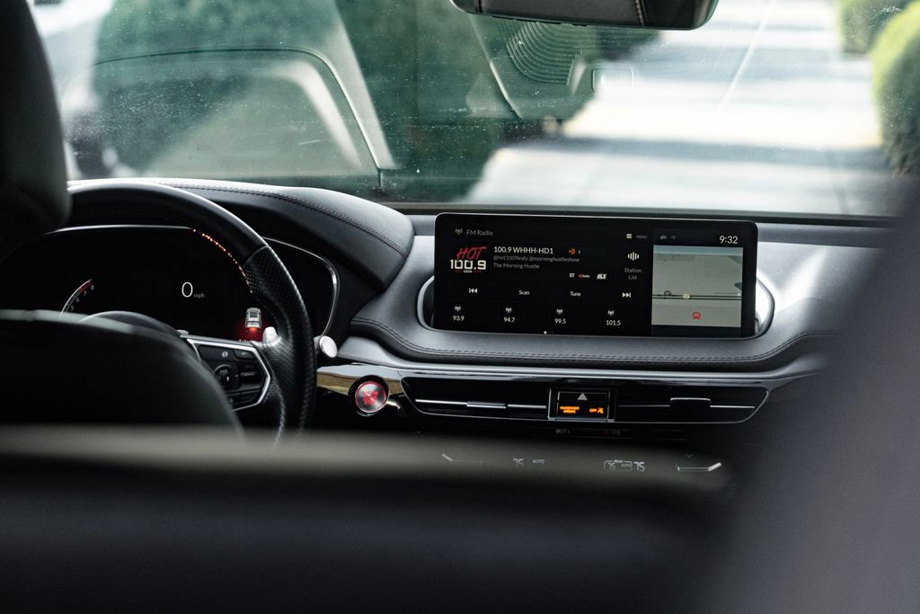 Used 2023 Acura MDX A-Spec image 38