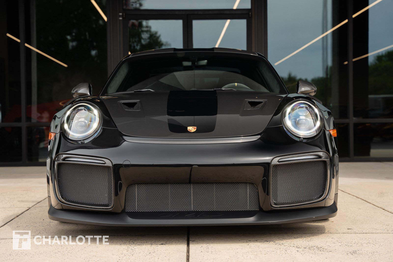 Used 2018 Porsche 911 GT2 RS RWD image 5