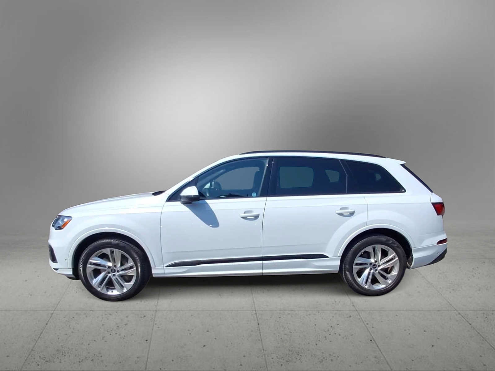 Used 2021 Audi Q7 3.0T Premium w/ Convenience Package AWD/4WD image 5
