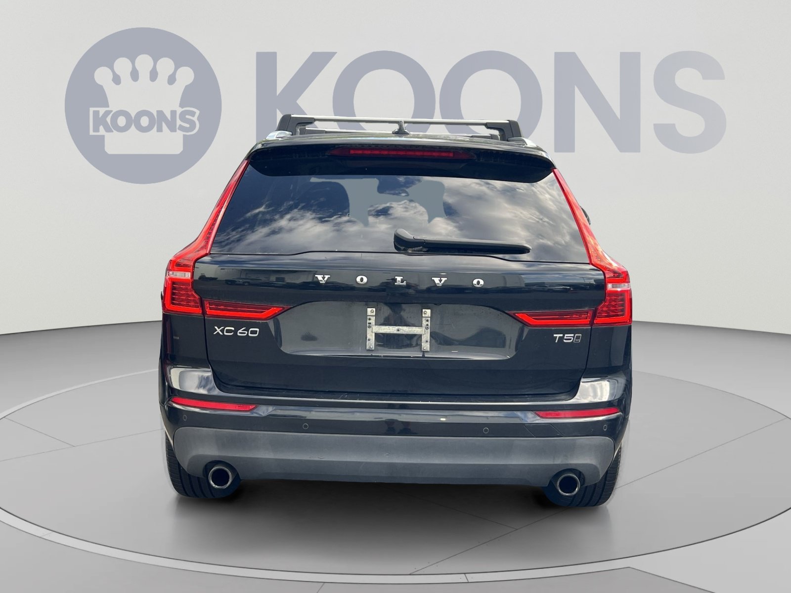Used 2019 Volvo XC60 T5 Momentum w/ Premium Package AWD/4WD image 4