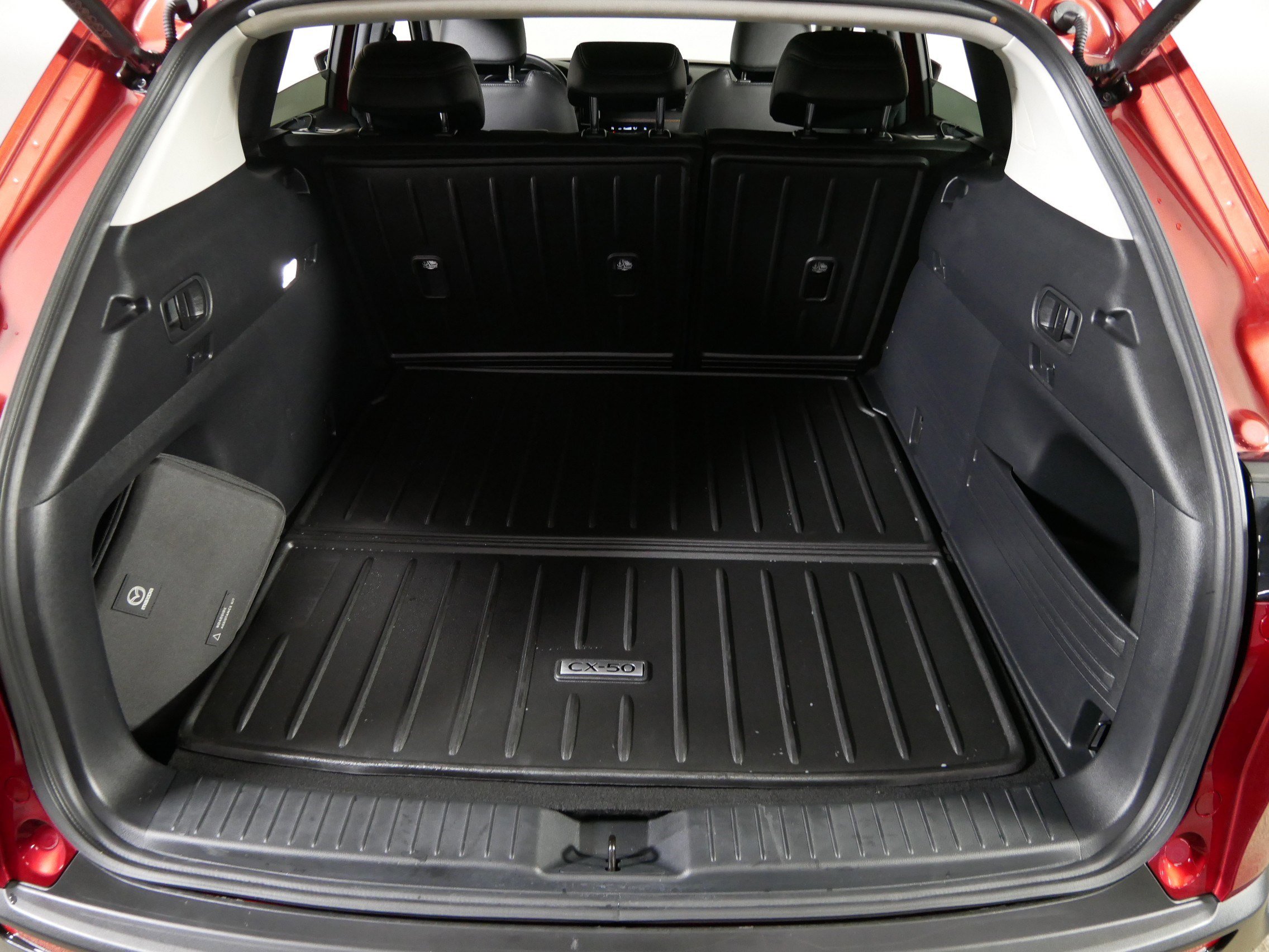 Used 2025 MAZDA CX-50 AWD 2.5 Hybrid w/ Weather Package image 18