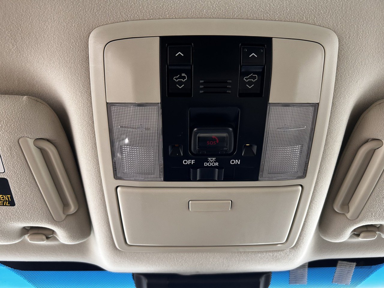 Used 2022 Lexus GX 460 w/ Accessory Package AWD/4WD image 22