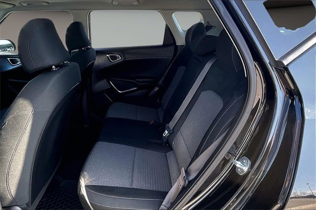 Used 2023 Kia Soul EX image 24