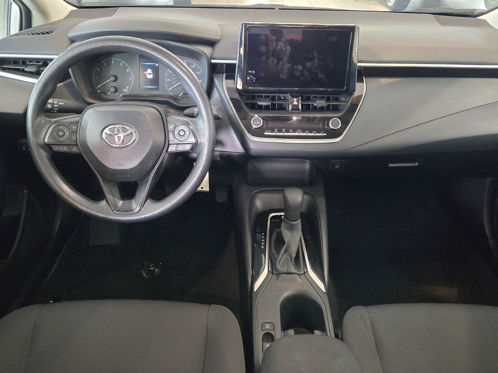 Used 2025 Toyota Corolla LE FWD image 15