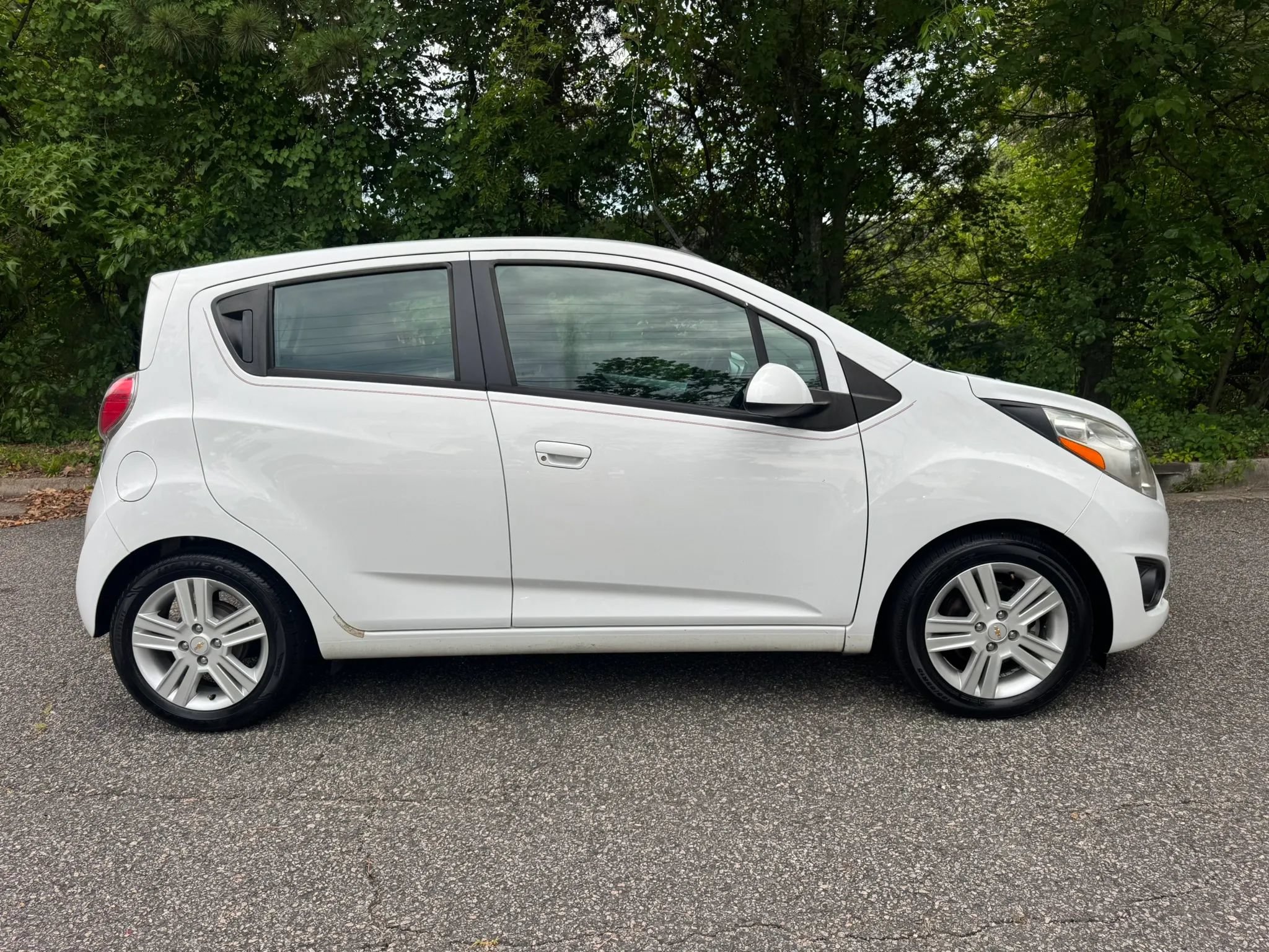 Used 2014 Chevrolet Spark LT FWD image 2