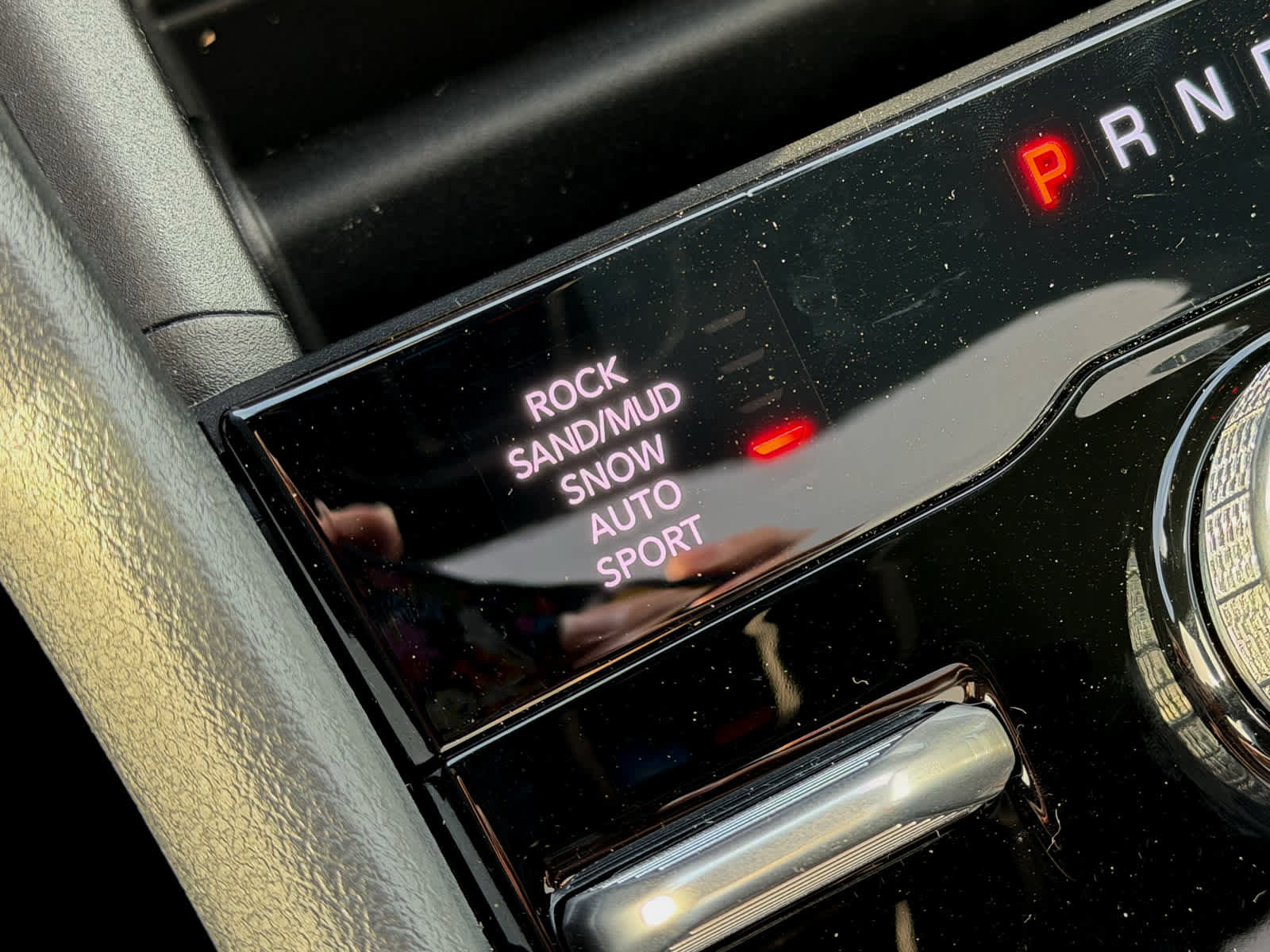 New 2025 Jeep Grand Cherokee L Overland w/ Rear Seat Video Group I image 27