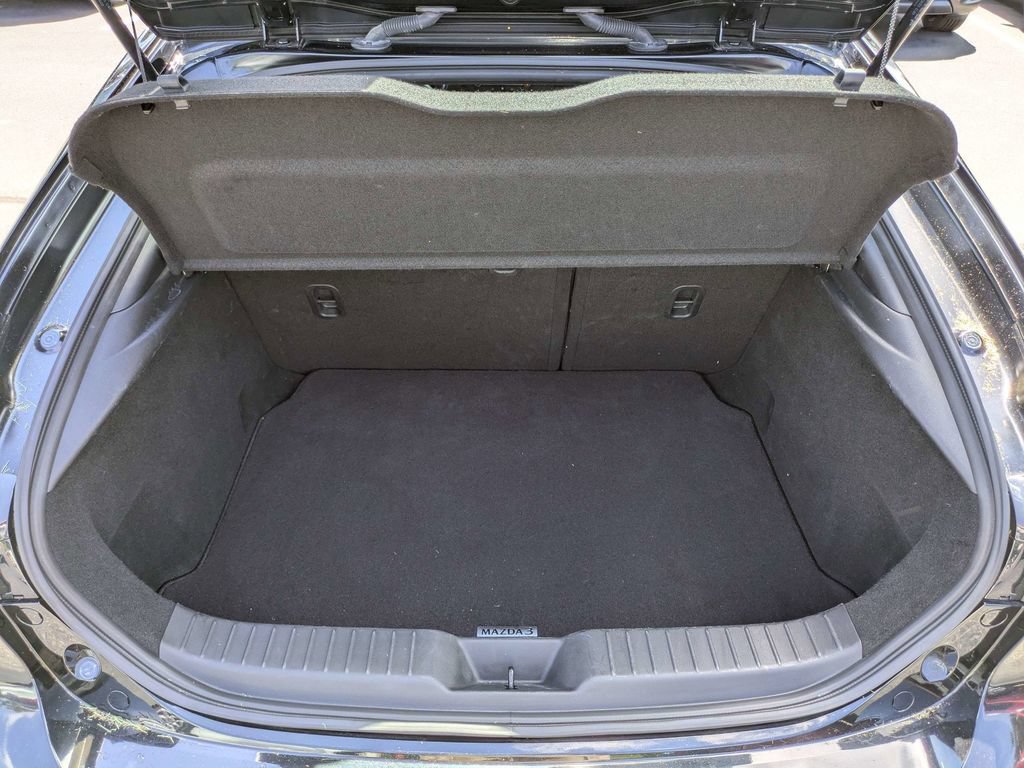 Used 2023 MAZDA MAZDA3 s FWD image 14