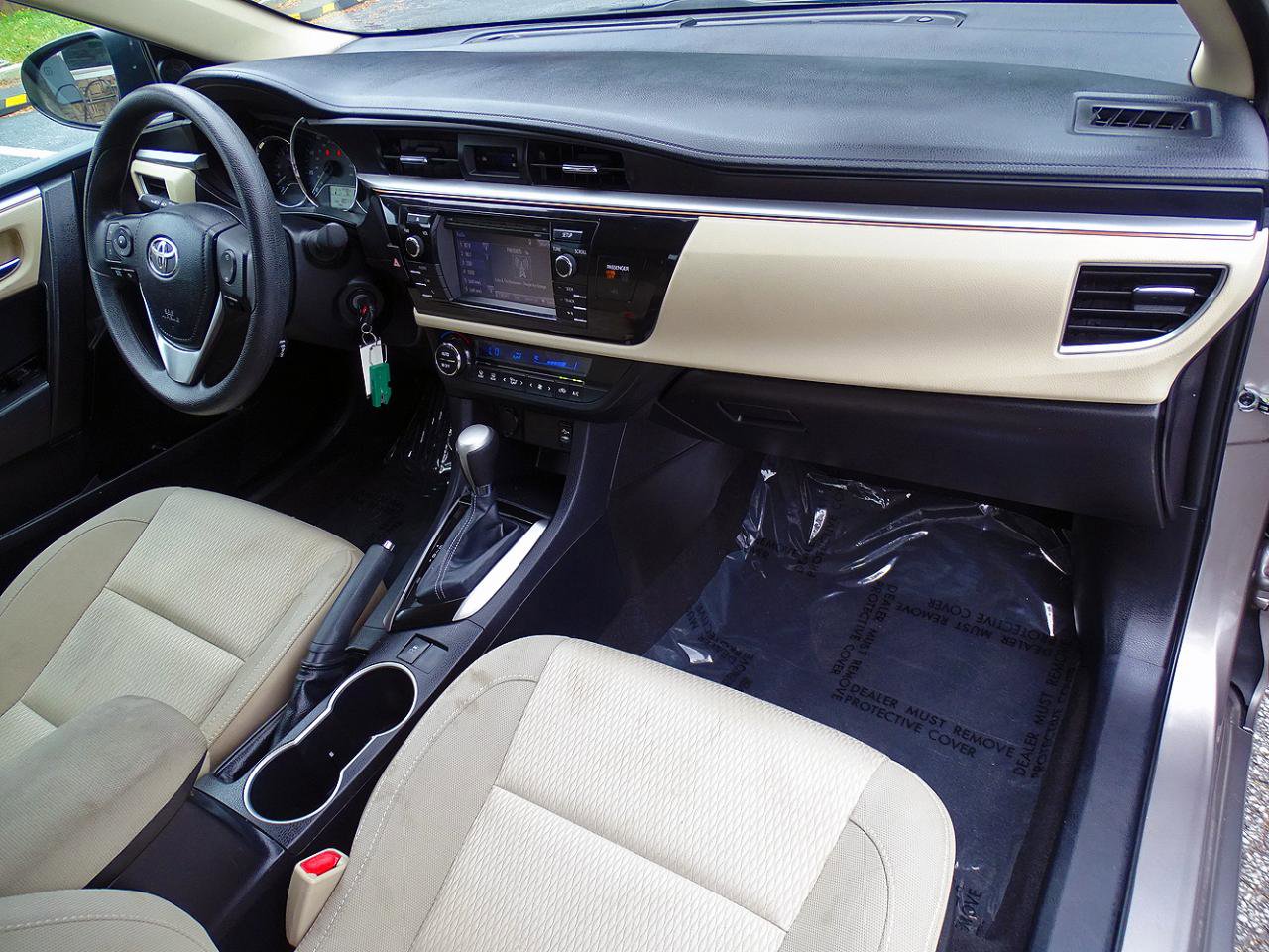 Used 2014 Toyota Corolla LE FWD image 38