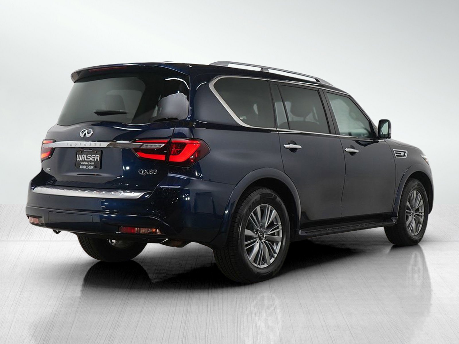 Used 2022 INFINITI QX80 Luxe image 5