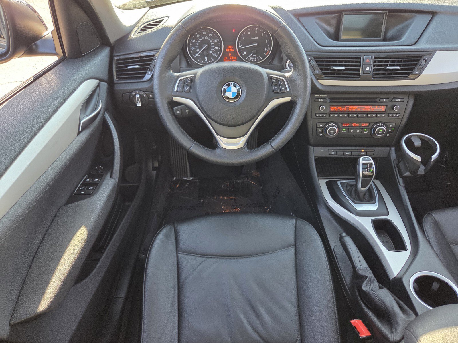 Used 2015 BMW X1 sDrive28i RWD image 12