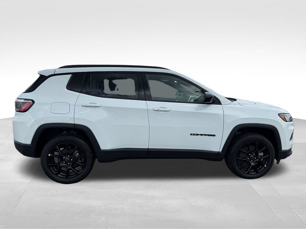New 2026 Jeep Compass Latitude AWD/4WD image 28