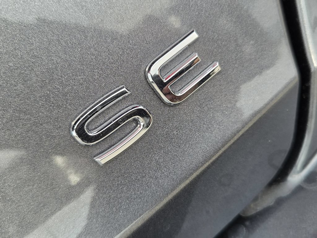 New 2027 Volkswagen Jetta SE FWD image 9